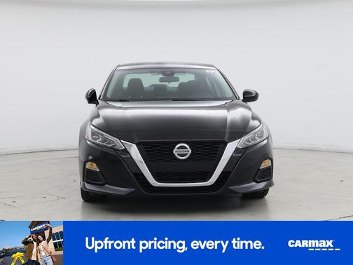 2022 Nissan Altima SV