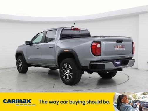 2024 GMC Canyon AT4