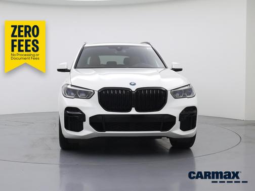 White 2023 BMW X5 PHEV XDrive45e