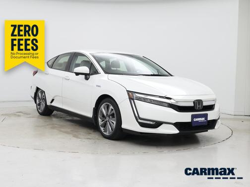 White 2018 Honda Clarity Plug-In Hybrid