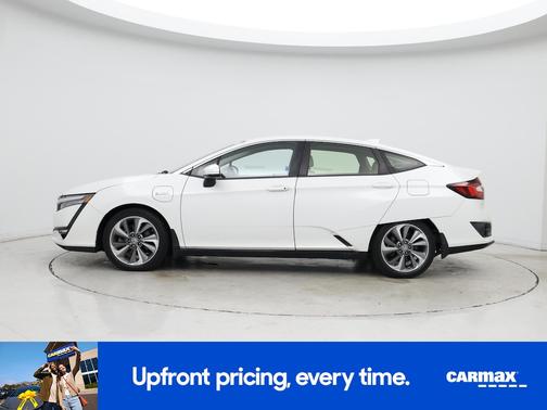 White 2018 Honda Clarity Plug-In Hybrid