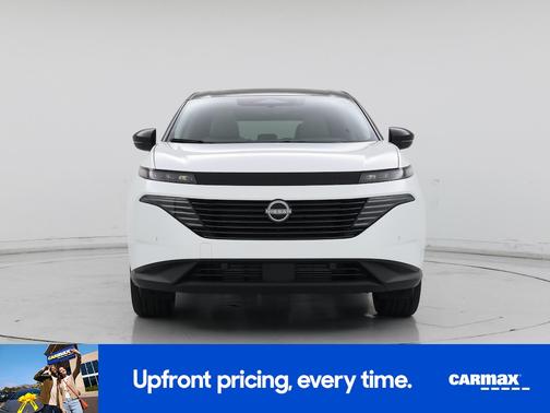 White 2025 Nissan Murano SL