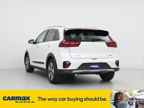 2022 Kia Niro LX