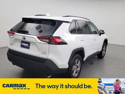 2024 Toyota RAV4 Hybrid XLE