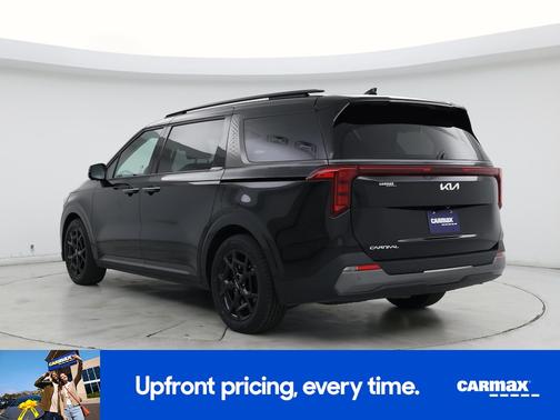 2025 Kia Carnival SX