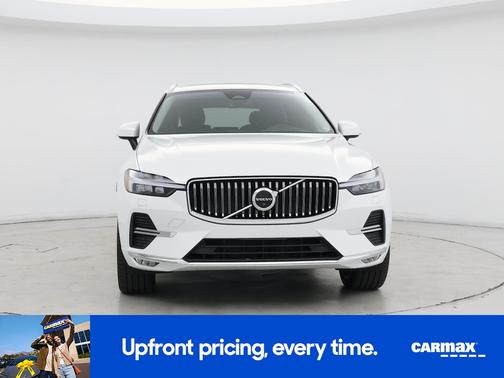2023 Volvo XC60 B5 Ultimate Bright Theme