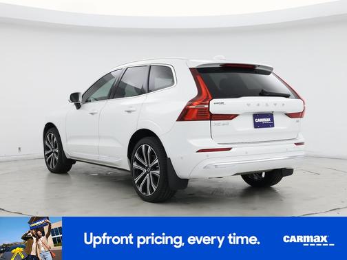 2023 Volvo XC60 B5 Ultimate Bright Theme