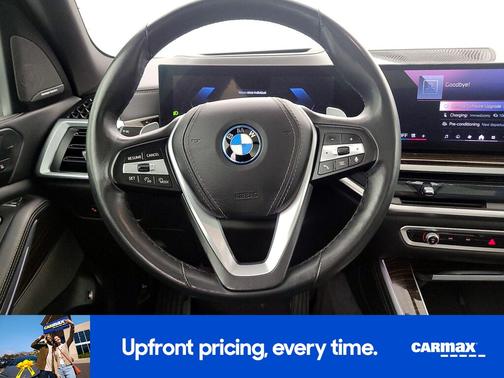 White 2025 BMW X5 PHEV xDrive50e