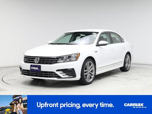 2017 Volkswagen Passat R-Line