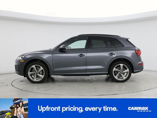 2020 Audi Q5 Titanium Premium Plus