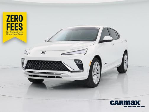 White 2024 Buick Envista Avenir