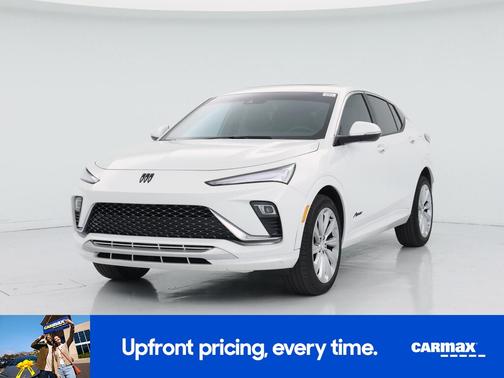 White 2024 Buick Envista Avenir