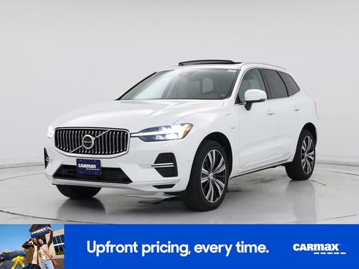2023 Volvo XC60 Recharge Plug-In Hybrid T8 Plus Bright Theme