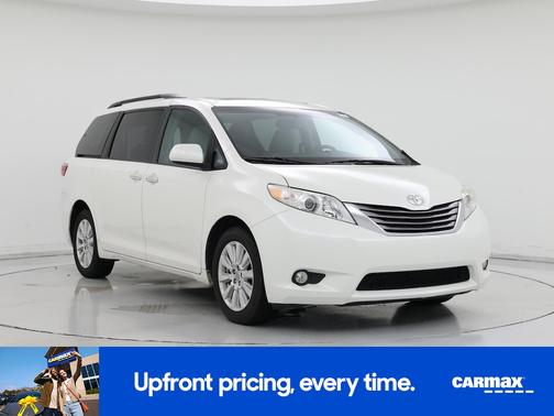 2017 Toyota Sienna XLE