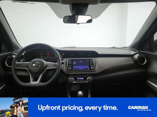 2020 Nissan Kicks SV