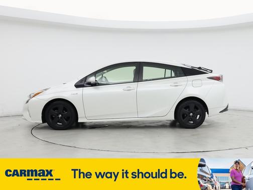 2016 Toyota Prius Three Touring