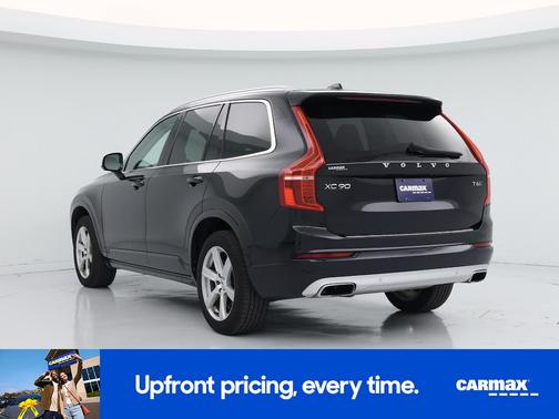 Black 2020 Volvo XC90 T6 Momentum