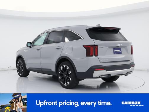 Gray 2025 Kia Sorento SX