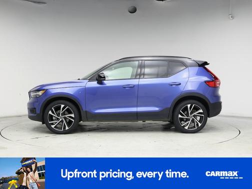 2021 Volvo XC40 T4 R-Design