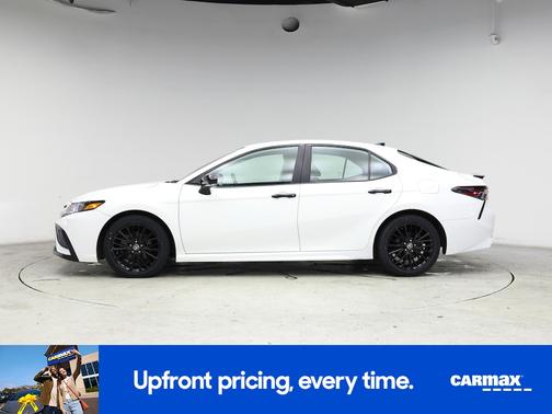 2022 Toyota Camry SE Night Shade