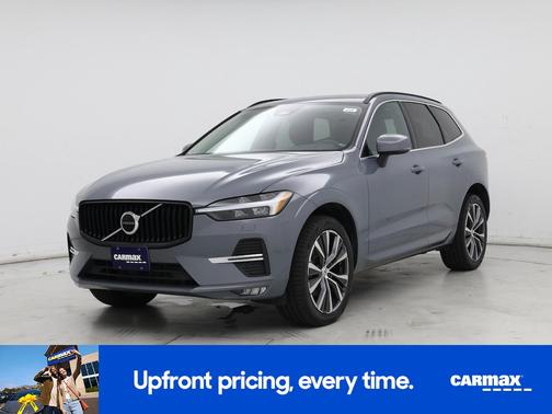 2022 Volvo XC60 B5 Momentum