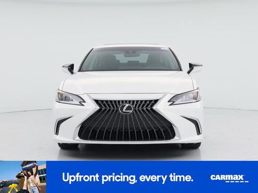 White 2024 Lexus ES 350