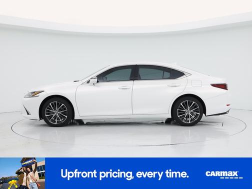 White 2024 Lexus ES 350