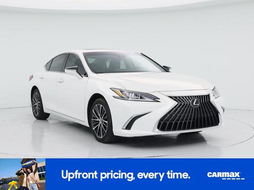 White 2024 Lexus ES 350