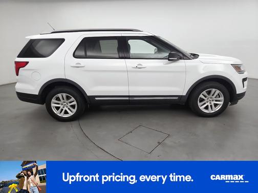White 2019 Ford Explorer XLT