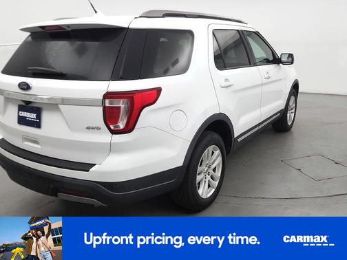 White 2019 Ford Explorer XLT