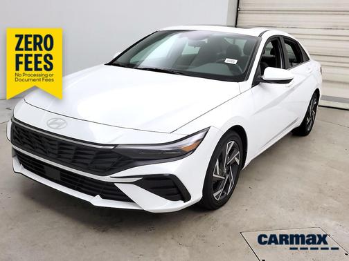 White 2025 Hyundai ELANTRA SEL Convenience