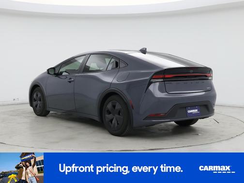 2025 Toyota Prius LE