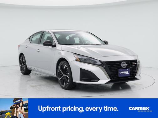 Silver 2025 Nissan Altima SR