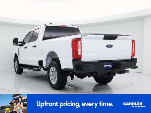 White 2024 Ford F-250 XL
