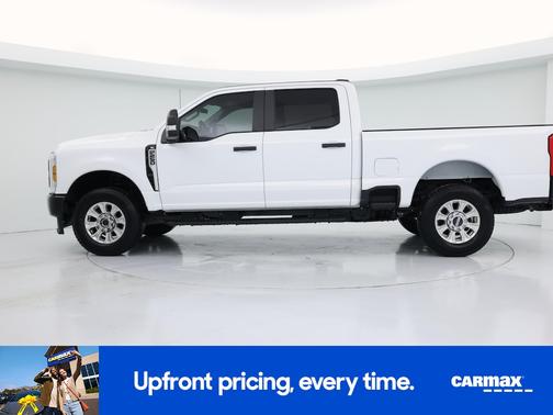 White 2024 Ford F-250 XL