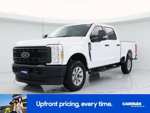 White 2024 Ford F-250 XL