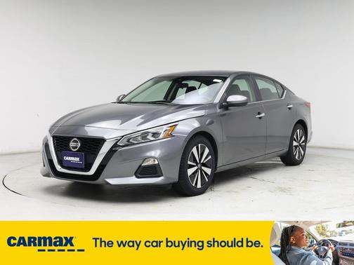 2022 Nissan Altima SV