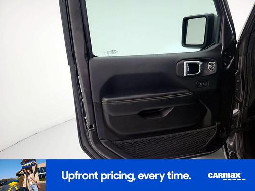 Gray 2025 Jeep Wrangler Sahara