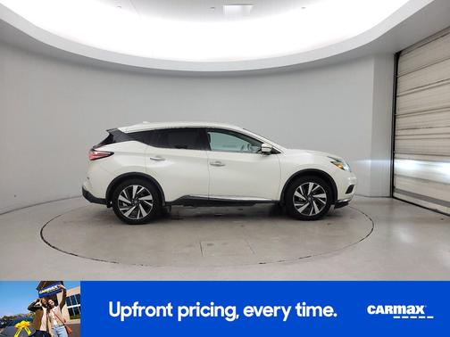 White 2016 Nissan Murano Platinum