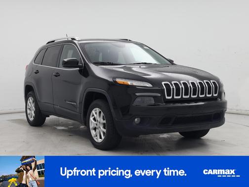 Black 2017 Jeep Cherokee Latitude