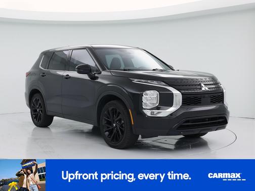 2023 Mitsubishi Outlander SE Black Edition