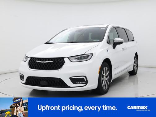 2023 Chrysler Pacifica Hybrid Pinnacle
