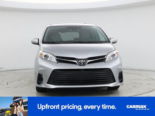 2020 Toyota Sienna LE