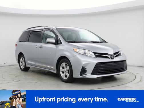 2020 Toyota Sienna LE