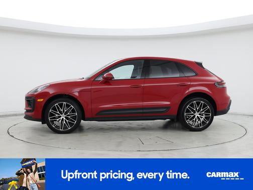 2023 Porsche Macan Base (PDK)