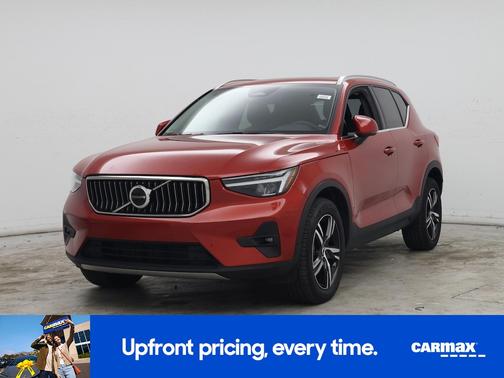 Red 2023 Volvo XC40 B4 Plus Bright Theme