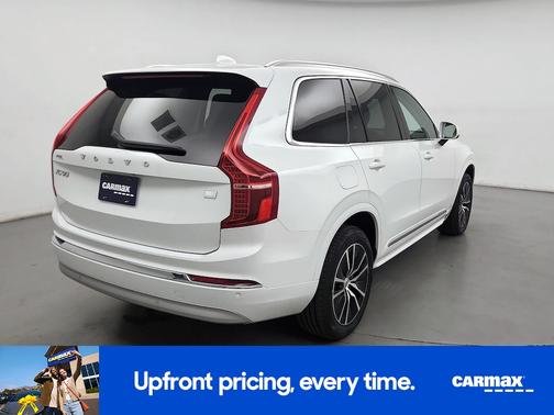 2022 Volvo XC90 Recharge Plug-In Hybrid T8 Inscription Expression