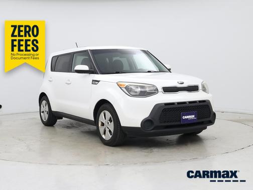 White 2015 Kia Soul