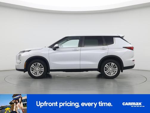 2022 Mitsubishi Outlander ES