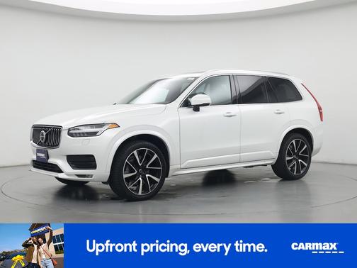 2021 Volvo XC90 T6 Momentum